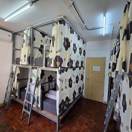 Panda Lodge Home Stay Bangkok Eksteriør bilde